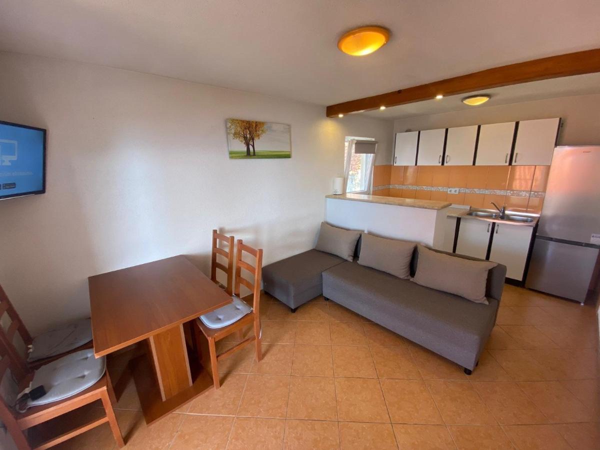Seaside Secluded Apartments Cove Tvrdni Dolac, Hvar - 12655 Gdinj Extérieur photo
