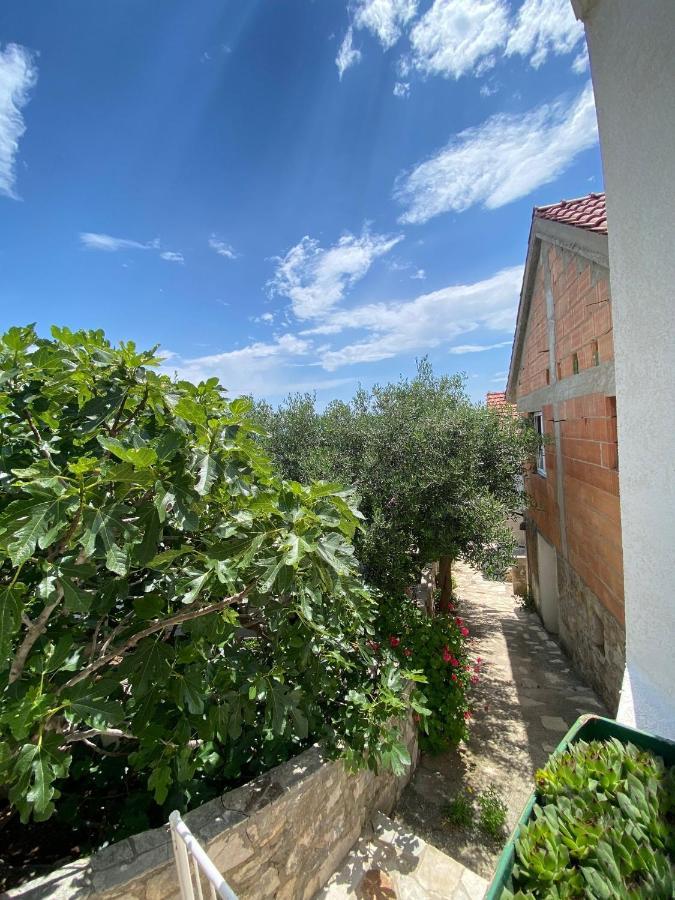 Seaside Secluded Apartments Cove Tvrdni Dolac, Hvar - 12655 Gdinj Extérieur photo